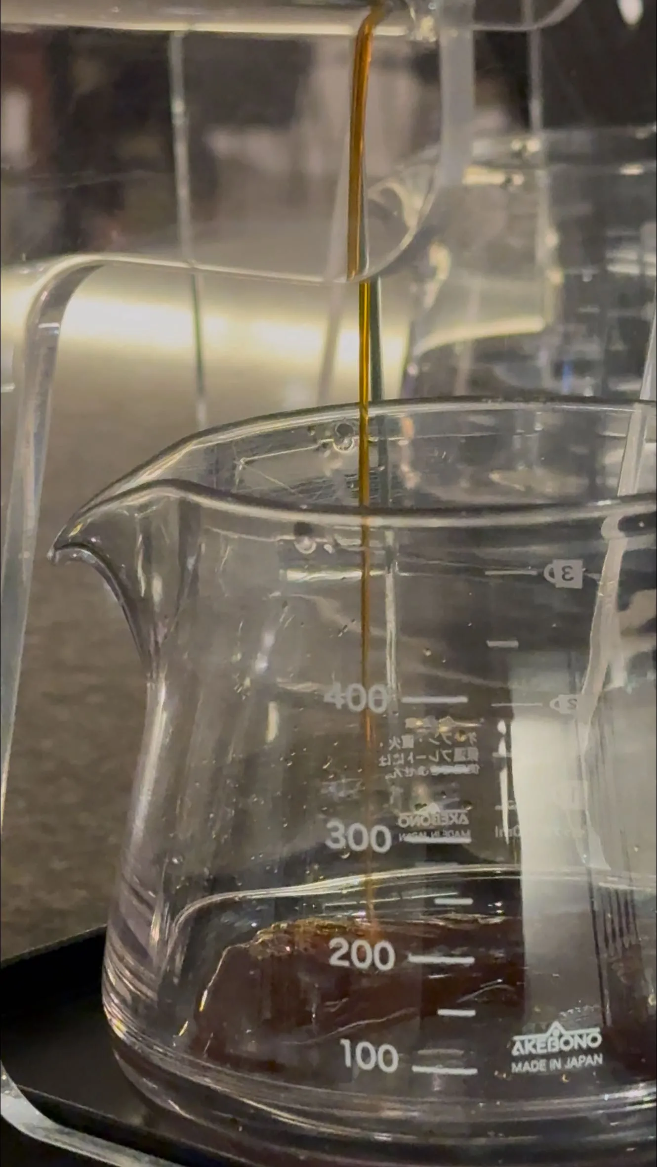 本日の動画は前回漬け込んだ水出しコーヒーの続きの様子となって...