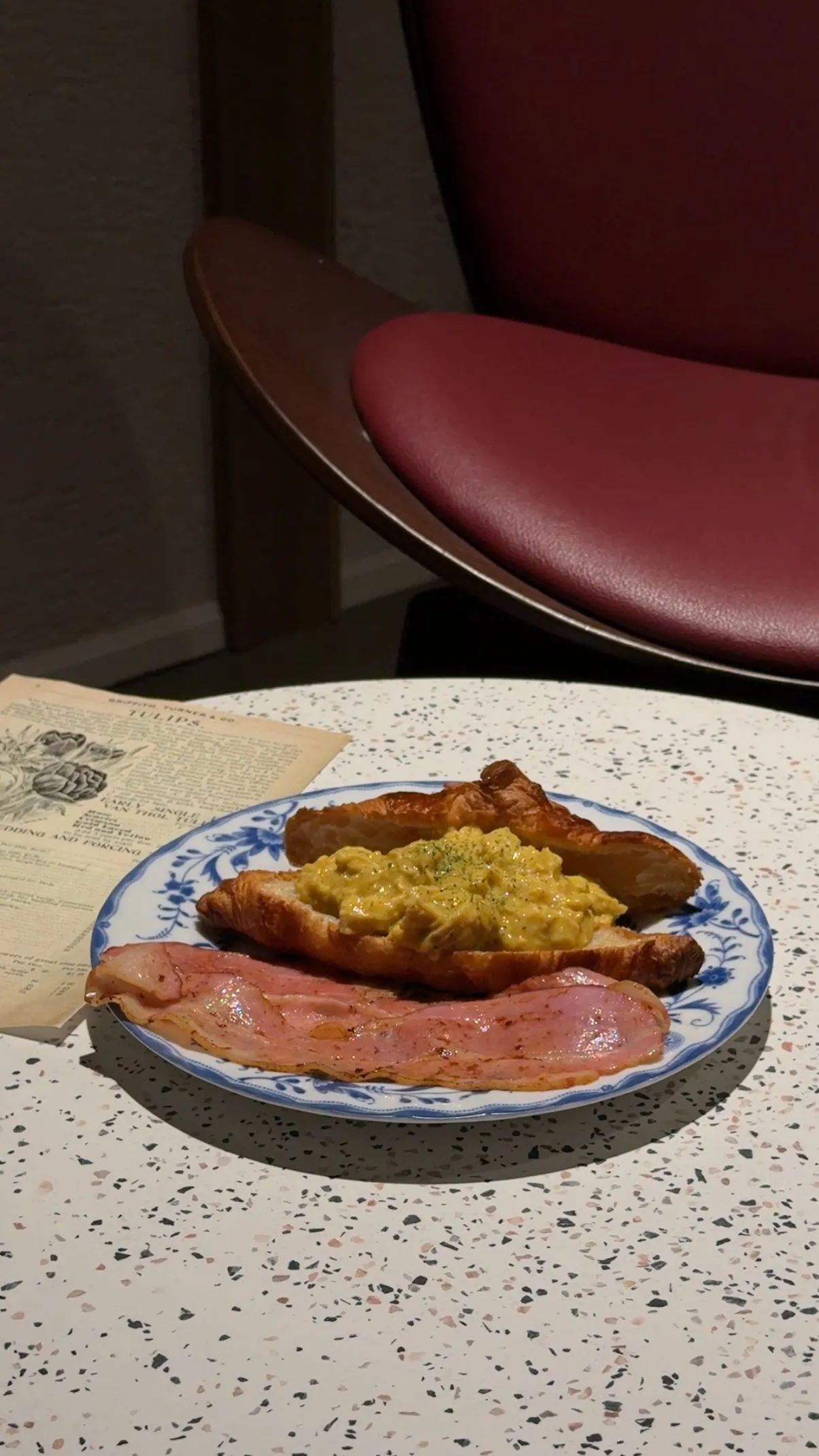 こんにちはOMOFUです！