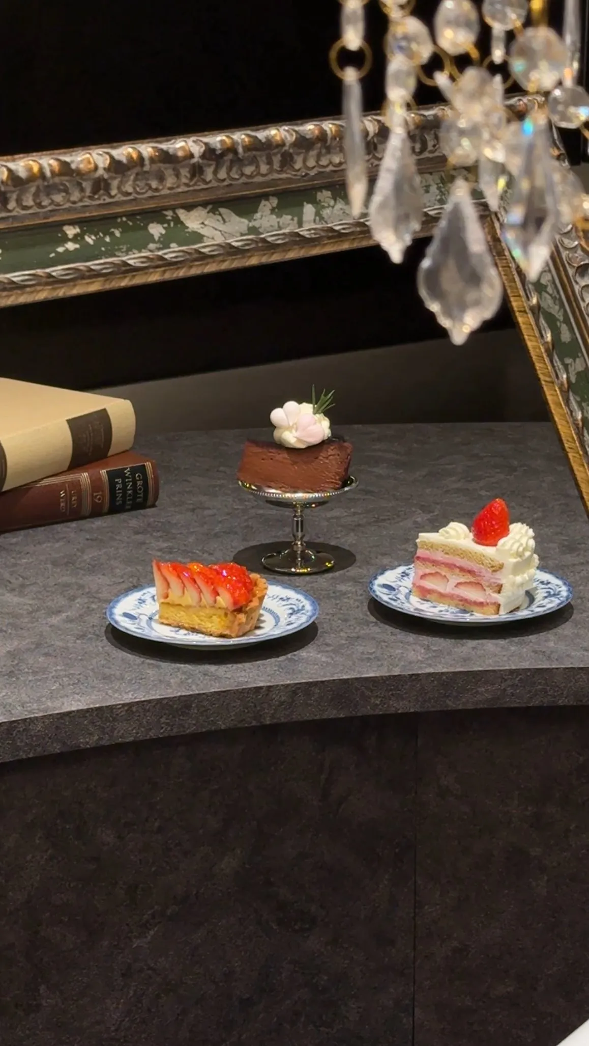 こんにちはOMOFUです！